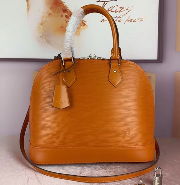 ルイヴィトンバッグ正面デザイン